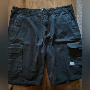 Men’s cargo shorts